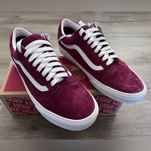 SOLD - Vans old skool pig suede shoes men size 9 NWT